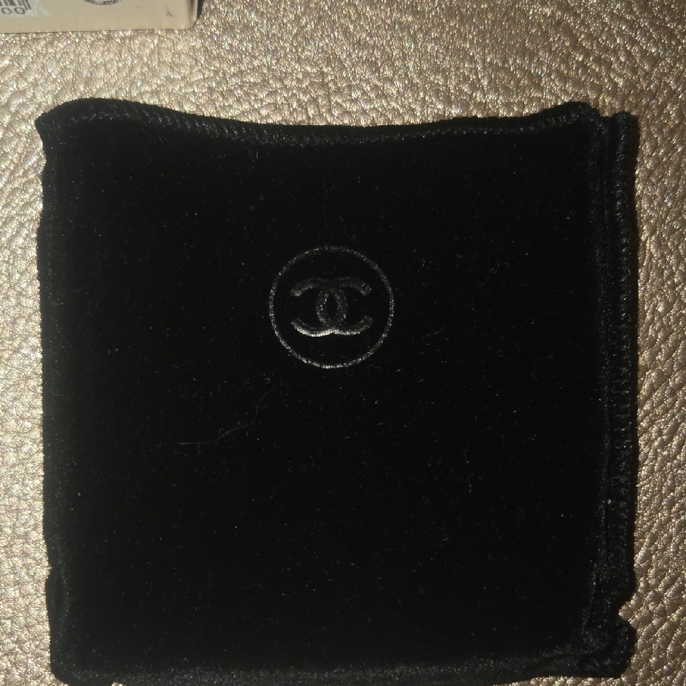 CHANEL Les Beiges Natural Eyeshadow Palette - Picture 3 of 6